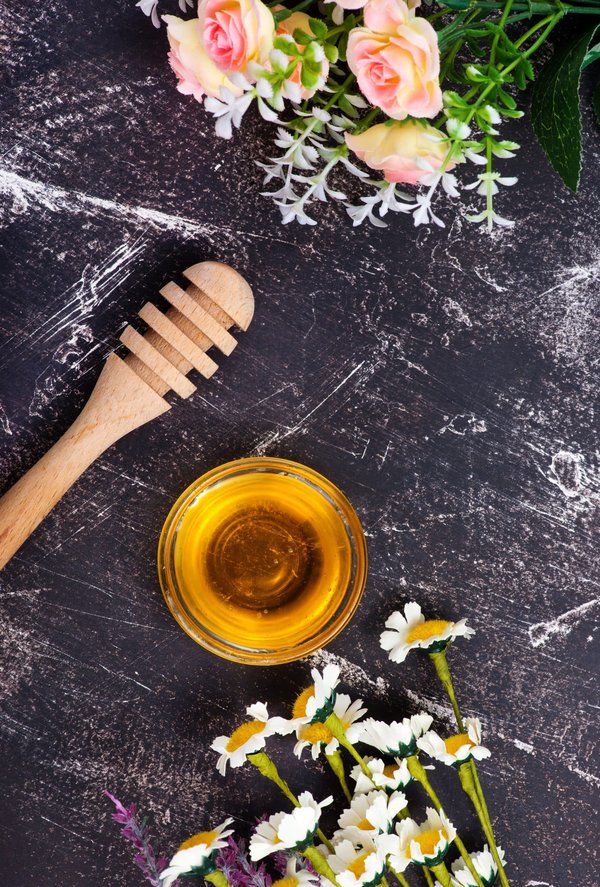 Pourquoi mettre du miel sur un bouton de fièvre ?